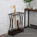 China Factory Modern Black Metal Umbrella Stand Solder Storage Rackage avec un plateau à goutte de base amovible